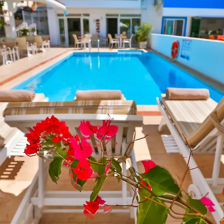 Linda Class - Boutique Class 3*