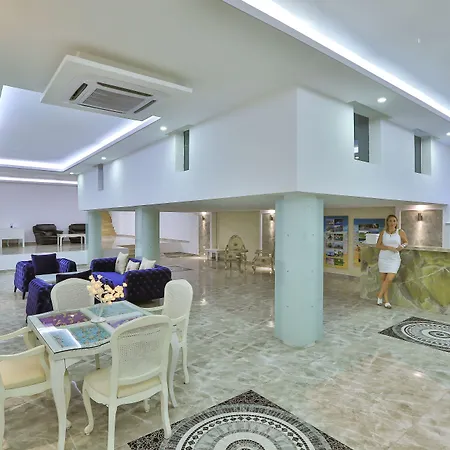 Linda Class - Boutique Class 3*