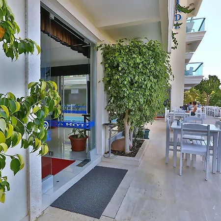 Linda Class - Boutique Class Hotel